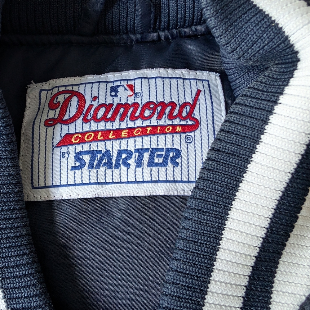 New York Yankees Puffer Quilted Jacket - Picture 4 of 11